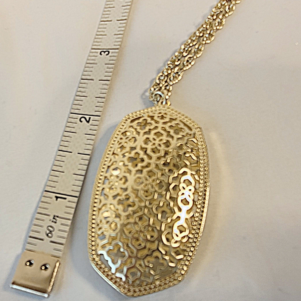 Kendra Scott Silver Filigree Pendant Necklace - Picture 10 of 11
